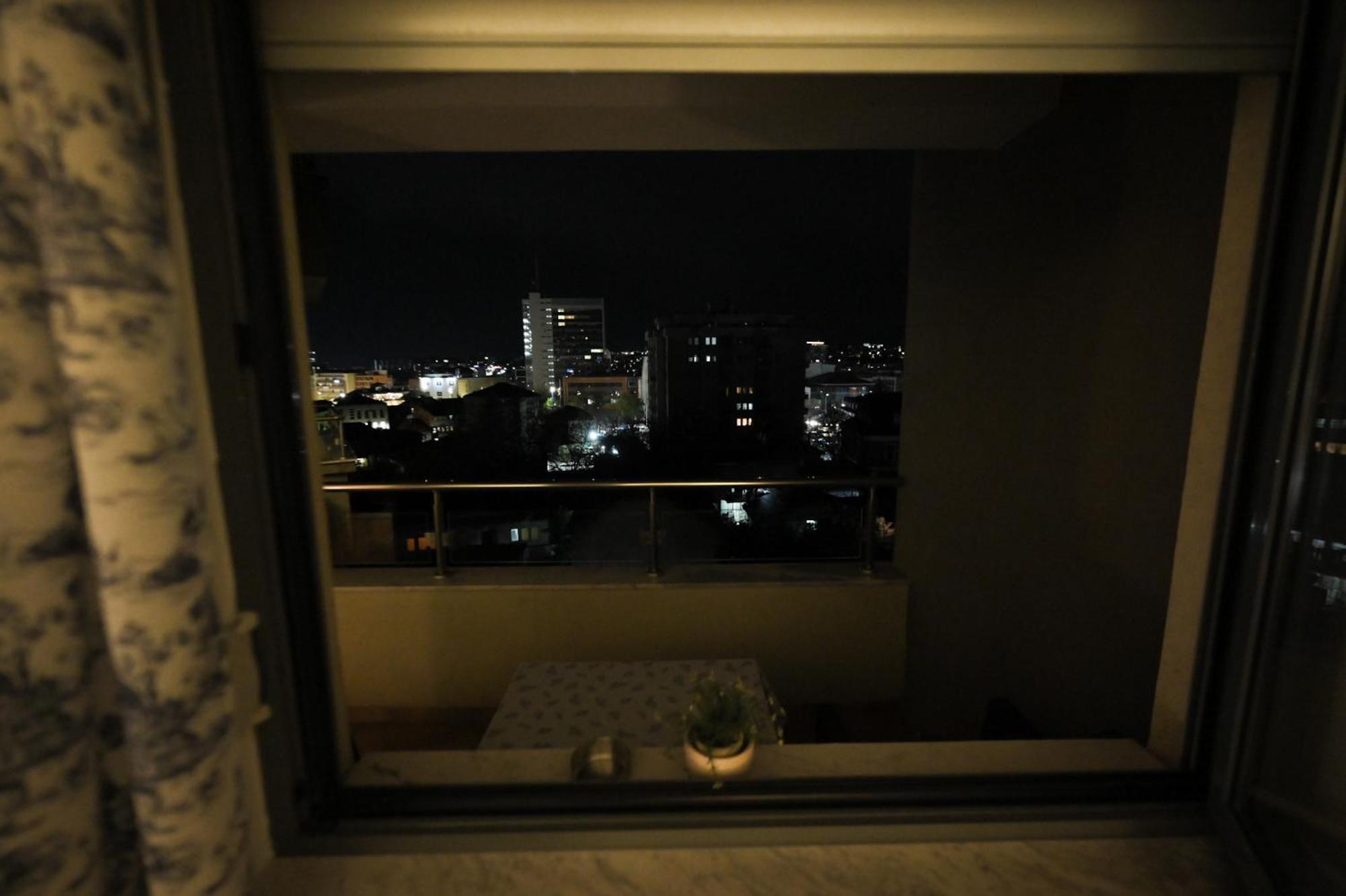 L&B Studio Apartment Prishtinë Ngoại thất bức ảnh